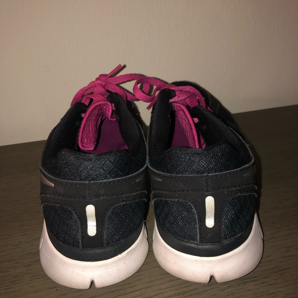 Nike Flex Run - image 4